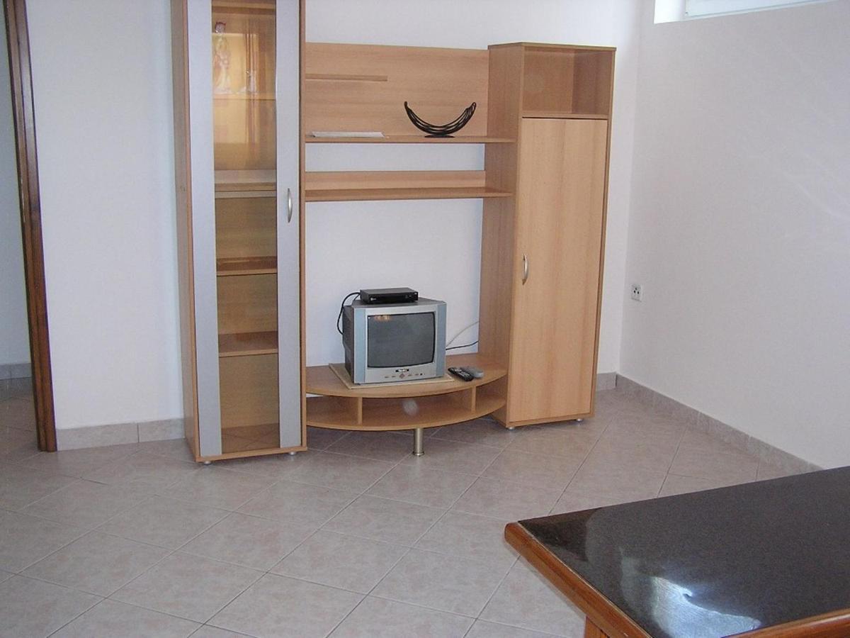 Apartman Justinic Šilo Eksteriør bilde