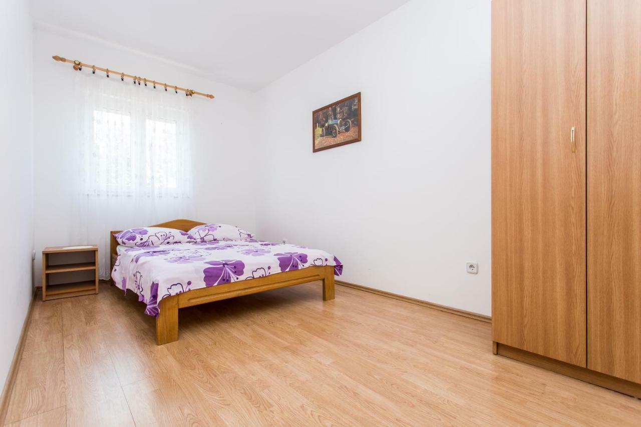 Apartman Justinic Šilo Eksteriør bilde